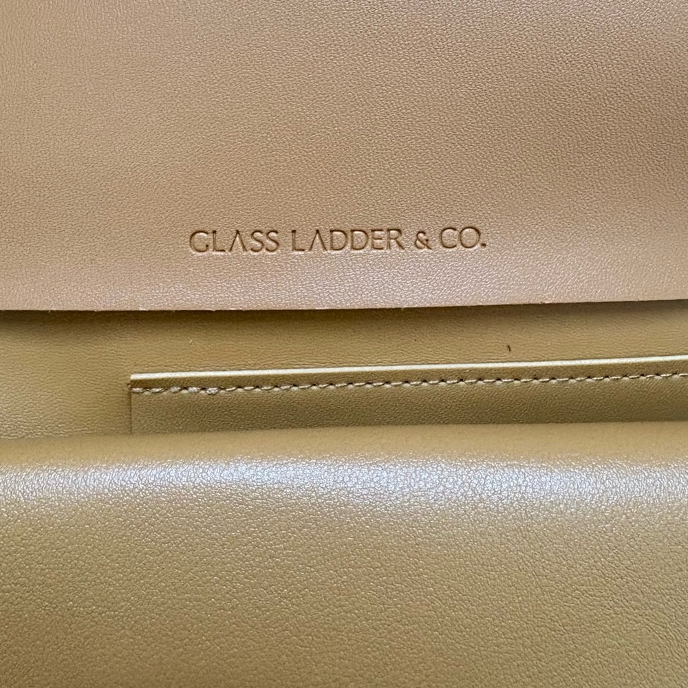 Chic Tan Leather Wristlet - Picture 3 of 3